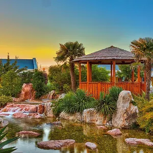 **** Parco vacanze Portofelice Village Italia